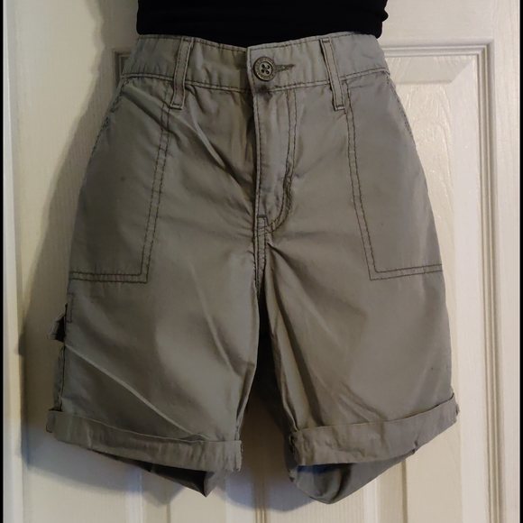 Levi Strauss grey cargo style shorts - Picture 1 of 4